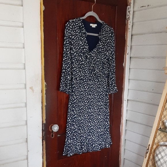 Boden Long Sleeve Floral Ruffled Dress in Navy Sz 8 - Picture 1 of 8